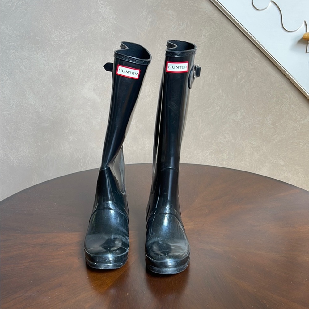 Hunter Classic Black Tall Boots Size 9M